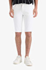 DeFacto Slim Fit Dar Kesim Beyaz Jean Bermuda Şort X5352AZ25SMWT34