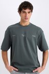 DeFacto Loose Fit Bisiklet Yaka Baskılı Kısa Kollu Ağır Kumaş Tişört E0575AX25SMGN498