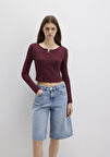 Düğme Detaylı Uzun Kollu Bordo Crop Basic Tişört 1613403-70426