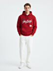 Uzun Kollu Kapüşonlu Slogan Baskılı Kırmızı Sweatshırt