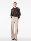 Cepli Kemer Detaylı Uzun Düz Paça Kumaş Pantolon