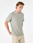 Regular Fit Kısa Kollu Düğmeli Henley Yaka Çizgili Tişört