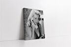 Marliyn Monroe Telefonla Konuşurken Kanvas Tablo