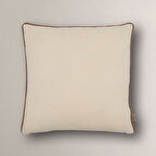 Efe Biye Detaylı Düz Kırlent Kılıfı