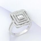 0.73 Karat Baget Pırlanta Yüzük (H-I VS / 3 sıra)