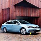 VW Passat B7 2011-14 Sağ Sis Farı Çerçevesi Trendline Paket 3AA854662