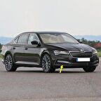 Skoda Superb 2020-2023 Sağ Sis Farı Çerçevesi Kromlu 3V0853666B