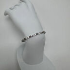 Özel Seri Silver Altıgen Taşlı Detay Kelepçe Bileklik 15 Cm - Silver