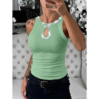 Lucky Life Kadın Halter Kollu Yuvarlak Taşlı Yaka Damla Detaylı Kaşkorse Bluz