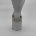 Çelik Gold Beyaz Yonca Detay Trend Bileklik - Gold