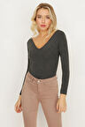 Kadın V Yaka Alttan Çıtçıtlı Body