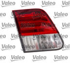 Toyota Stop Lambası Sag IC Ampullu Avensis 2011> - Valeo 044908