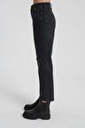 ELIZA CROPPED Siyah Dizi Kesikli Straight Cropped Fit Jean Pantolon C 4518-010