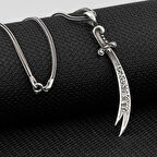 La Fetta İlla Ali La Seyfe İlla Zülfikar Yazılı  925 Ayar Gümüş Erkek Kolyehttps://resmim.net/cdn/2025/06/21/TtLxsn.jpg