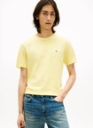 Tommy Hilfiger Sarı Erkek Logo Baskılı T-Shirt MW0MW39995ZF0_ESS SEASONAL REG FIT