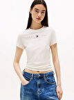 Tommy Jeans TJW SLIM TJ US LINEAR SS TEE Kadın Beyaz T-shirt DW0DW21422YBH