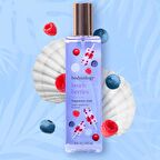 Bodycology Beach Berries Taze Böğürtlen ve Yaban Mersin Kokulu Kadın Vücut Spreyi (237 mL)