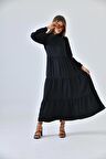 Siyah Dik Yaka Büzgü Detaylı Kat Kat Elbise