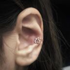 Kedi Rose Kaplama Kıkırdak Gümüş Küpe