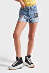 Kadın Mavi Renk 2s5-84 Mini Boy Arma Nakış Detaylı %100 Koton Mom Fit Denim Şort