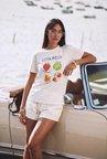 Kadın Beyaz Meyve Baskılı Bol Kesim Tasarım T-Shirt