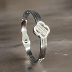 Çiçek Desen Zirkon Taş Gümüş Renk Antialerjik 316L Şık ve Modern Çelik Kadın Bileklik