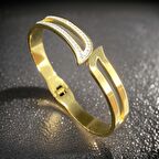 Özel Günler İçin Taşlı Şıklık: Gold Renk 316L Antialerjik Çelik Kelepçe Bileklik