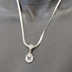 Gümüş Renk Antialerjik 316L Çelik Modern Kolye Şık ve Zarif Tasarım Detaylarıyla