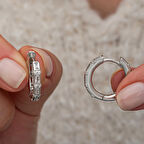 Gümüş Baget Taşlı Halka Kadın Küpe