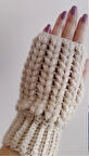 El Örgüsü Otantik Desen Bej Renk Eldiven: Sıcak Ve Şık Tasarımıyla Ellerinizi Soğuktan Koruyun