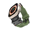 Apple Watch 10 46mm KRD108 Metal Başlıklı Silikon Kordon