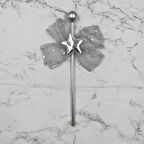 Pasta Üstü Çubuklu Tüllü Yıldız Süs Gümüş 23 cm