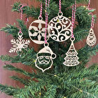 6 Parça Kırmızı Beyaz İpli Noel Baba ve Kar Tanesi Ahşap Yılbaşı Ağaç Süsü