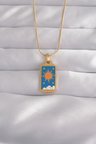 316L Çelik Gold Renk Mavi Mineli Güneş Model Tarot Kolye 5886