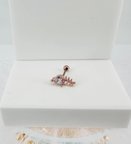Rose Zirkon Taşlı Uç Kısmı : Pirinç Kıkırdak Bar Uzunluğu : 6 Mm / Bar Kalınlığı 0.8 Mm / Top Boyu 3 Mm - Pt0039-2