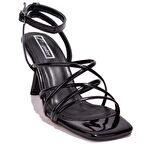 Dagoster DZA07-11799905BB Siyah Rugan Klasik Topuklu Kadın Ayakkabı