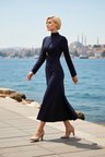 Kadın Maxi Elbise Yüksek Yaka Uzun Kol Örme Sandy Kumaş Kalıp Astarsız Düz Desen Toka