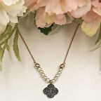 Rose İncili Oniks Taşlı Van Cliff Model Kolye