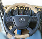 DİKİŞLİ DİREKSİYON KILIFI BEJ DERİ NOKTALI DERİ SİYAH DİKİŞLİ MERCEDES TIR KAMYON İÇİN