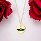 Gizemli Kalp Motifli 14 Ayar Altın Plakalı Balmaske Kolyesi