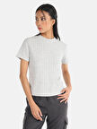 Regular Fit Bisiklet Yaka Örme Gri Kadın Kısa Kol Tişört