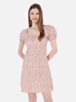Dar Kesim Kısa Kol Çiçek Desenli Pembe Kadın Elbise