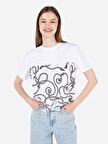 Normal Kesim Bisiklet Yaka Baskılı Beyaz Kadın Kısa Kol Tişört Cl1069128