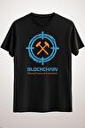 Unisex Siyah Blockchain Typography. Cryptocurrency Lover Gift Essential T-shirt