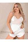 Beyaz Dantel İşlemeli İnce Askılı Saten Şortlu Takım