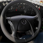 DİKİŞLİ DİREKSİYON KILIFI SİYAH DERİ GRİ DİKİŞLİ MERCEDES TIR KAMYON (fotoğraftaki direksiyon) İÇİN