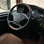 DİKİŞLİ DİREKSİYON KILIFI KAHVE DERİ SİYAH DERİ / DİKİŞ SCANİA (FOTOĞRAFTAKİ DİREKSİYON) İÇİN