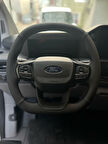 DİKİŞLİ DİREKSİYON KILIFI SİYAH DERİ NOKTALI DERİ SİYAH DİKİŞLİ FORD CUSTOM İÇİN