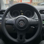 DİKİŞLİ DİREKSİYON KILIFI SİYAH DERİ SİYAH DİKİŞLİ VOLKSWAGEN POLO İÇİN