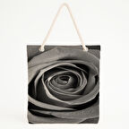 Spiral Gül Fotoğraflı Monokrom Plaj Çantası